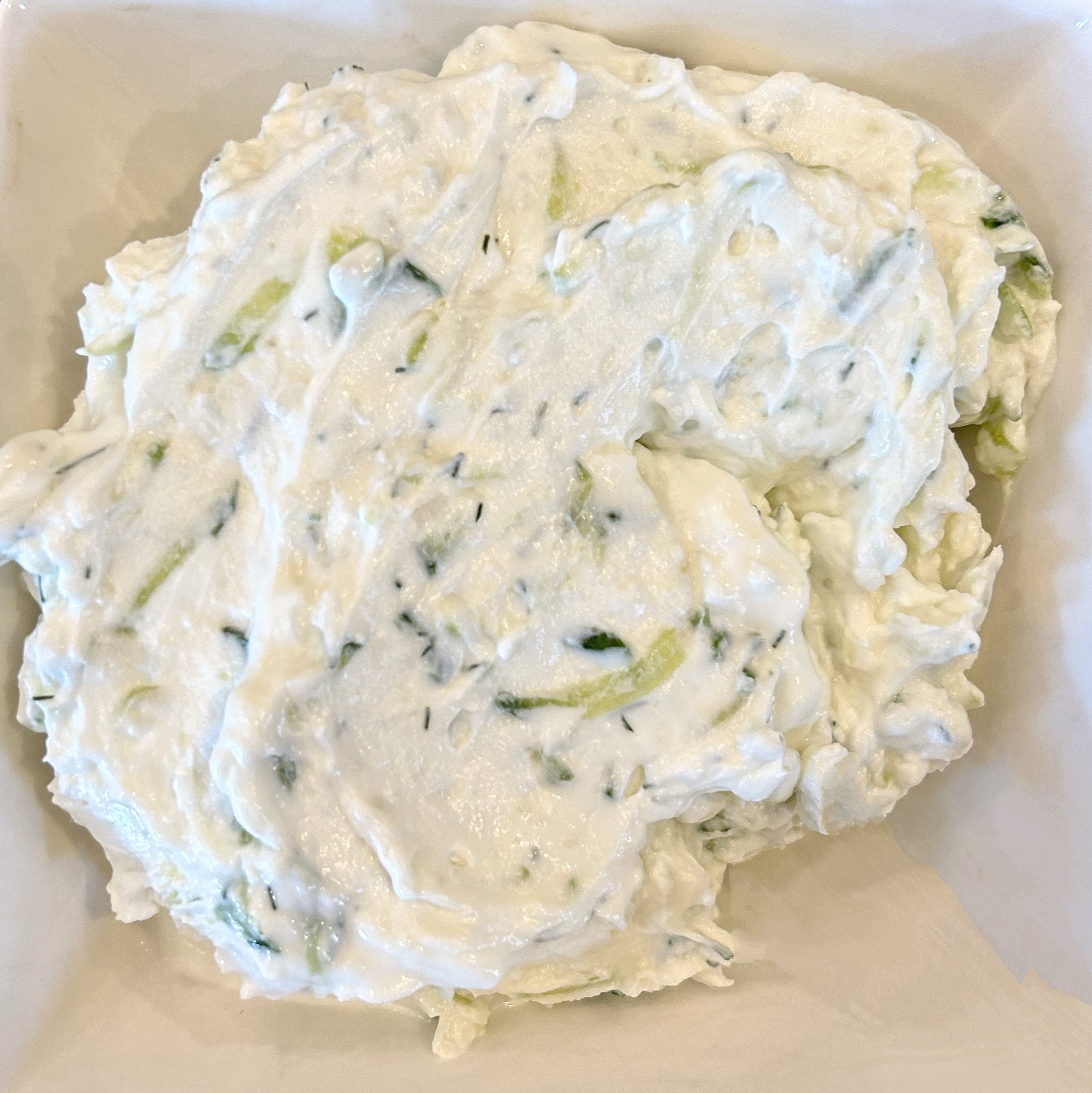 Quick & Easy Tzatziki – Yogurt, Garlic & Cucumber Spread